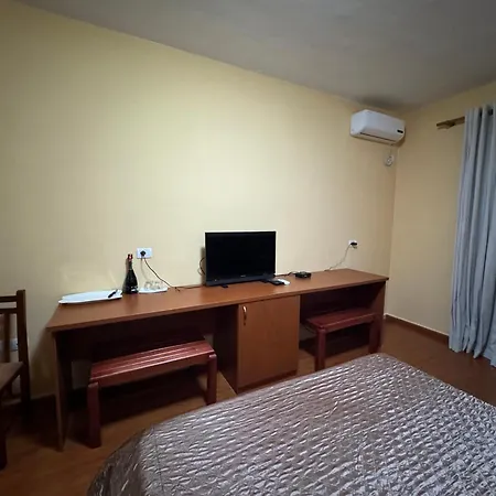 Giardino Apartment *