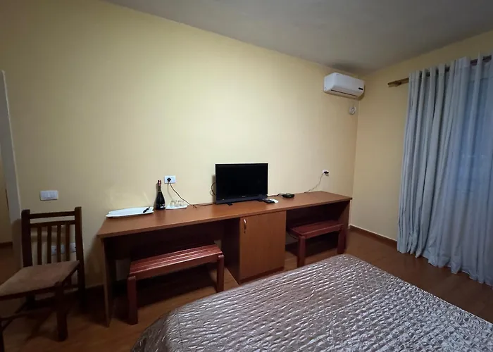 Giardino Apartment *